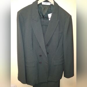 MM Lafleur Flex Suiting Kati Jacket in Dark Emerald